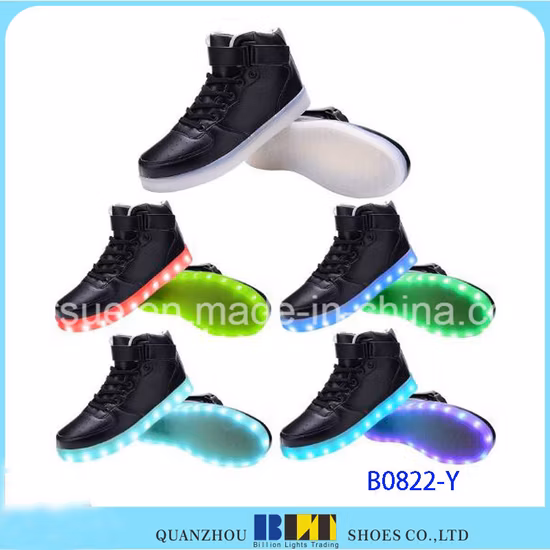 Nouveau style décontracté femmes et hommes chaussures LED légères